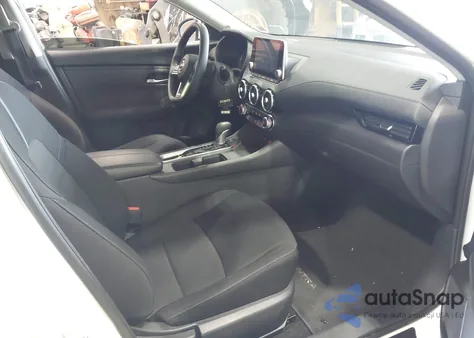 2024 Nissan Sentra Sv Xtronic Cvt z USA, uszkodzony, nr VIN 3N1AB8CV1RY256447